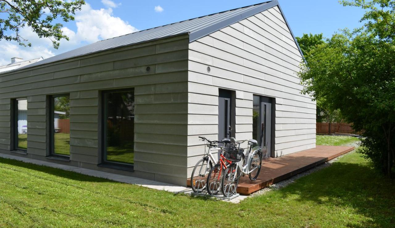 Ravila Puhkemaja Kuressaare Exterior foto